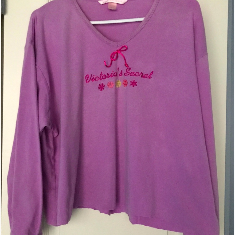 Victoria’s Secret Comfy Lounge top Large